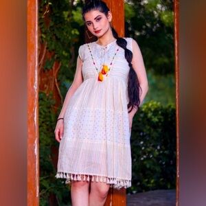 NWOT White colourful stitching and jewel accents short sleeve summer dress XL